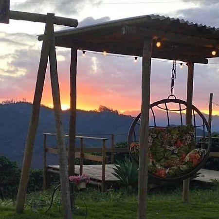 Chales Por Do Sol Caparao Velho Экстерьер фото